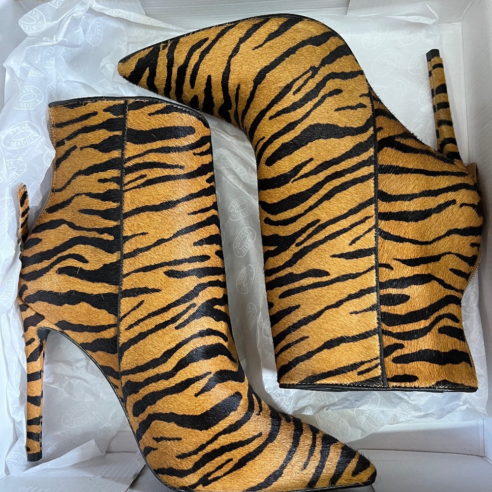 Steve Madden VIA stiletto tiger booties